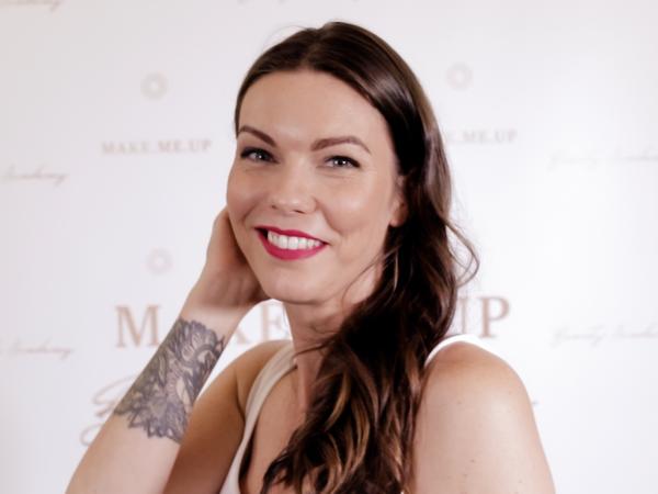 MAKE.ME.UP Beauty Academy - DÁRKOVÝ POUKAZ SAMA SOBĚ VIZÁŽISTKOU - 11