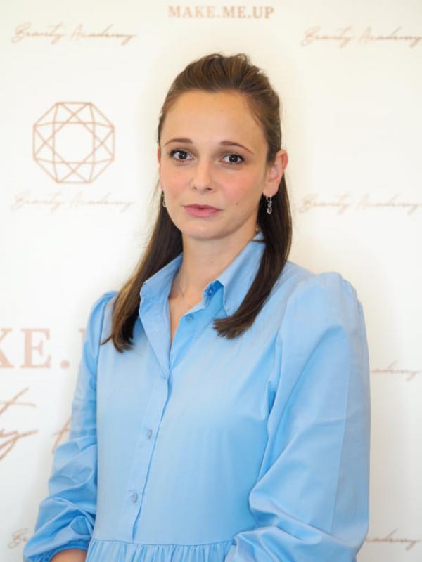 MAKE.ME.UP Beauty Academy - Absolventky - 46