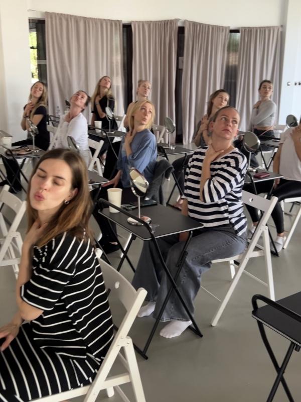 MAKE.ME.UP Beauty Academy - FACE & YOGA BEAUTY RETREAT  - 4